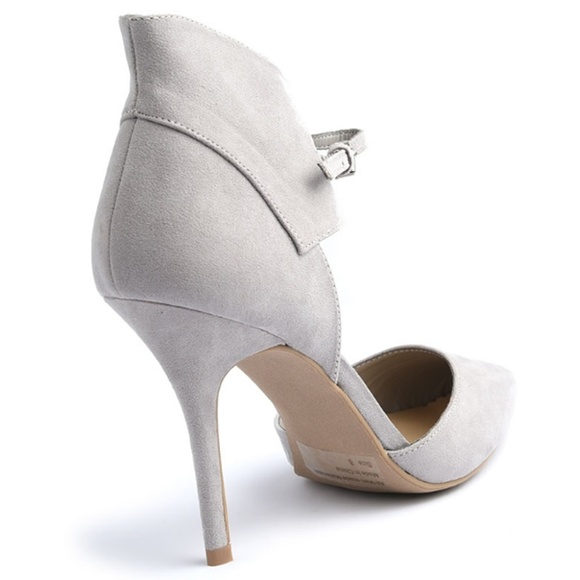Wild Diva Shoes - Lovey Grey Pointed Toe Ankle Strap Cuff Heels Wild Diva Shoes - Lovey Grey Pointed Toe Ankle Strap Cuff Heels